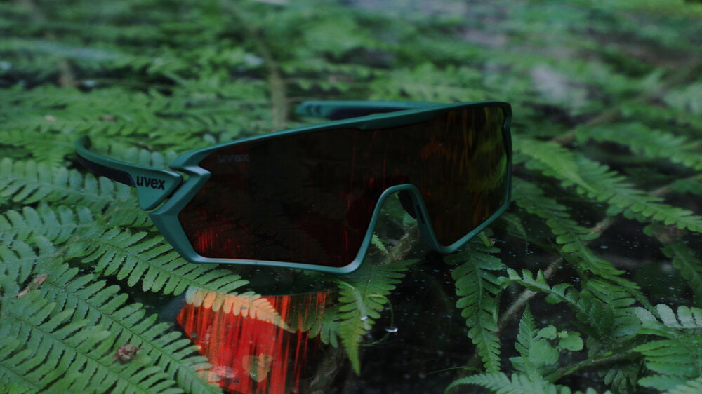 Find your perfect sports sunglasses on eyerim.com  